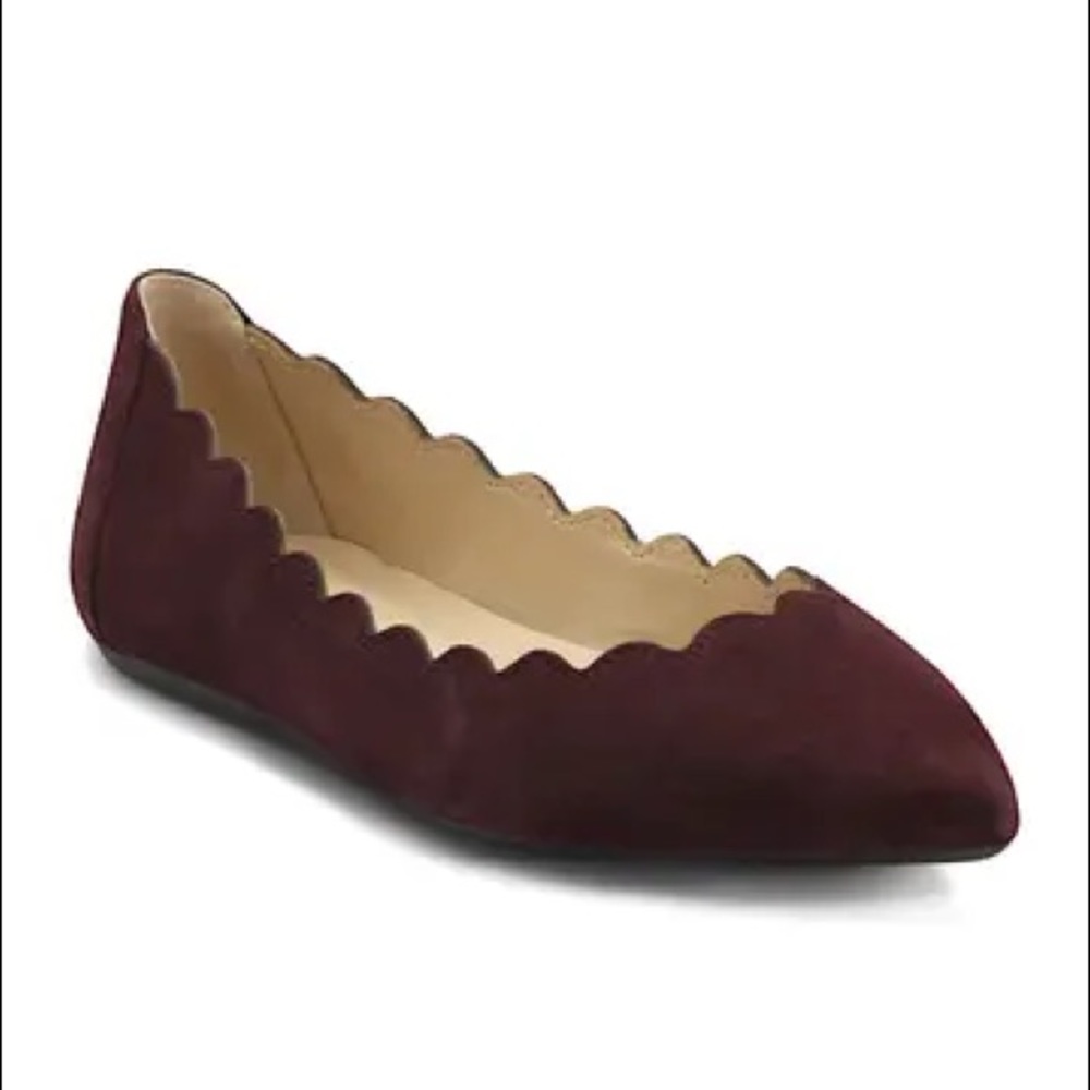 Adrienne Vittadini Fox Scallop Trim Ballet Flat